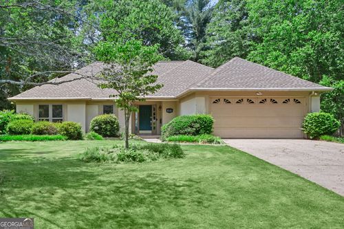 1092 Pine Grove Drive, Alpharetta, GA, 30009 | Card Image