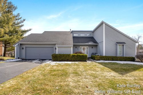 7690 Tobemory Ct Se, Ada, MI, 49301-9362 | Card Image
