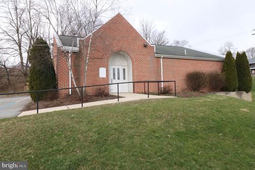 35 S Sillyman St, CRESSONA, PA, 17929-1114 | Card Image