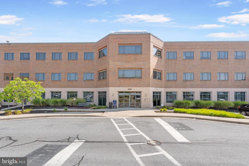 Business Opportunity in ROSEDALE 2