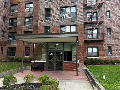 apt-2m-3 Remsen Rd, Yonkers, NY, 10710-1857 | Card Image