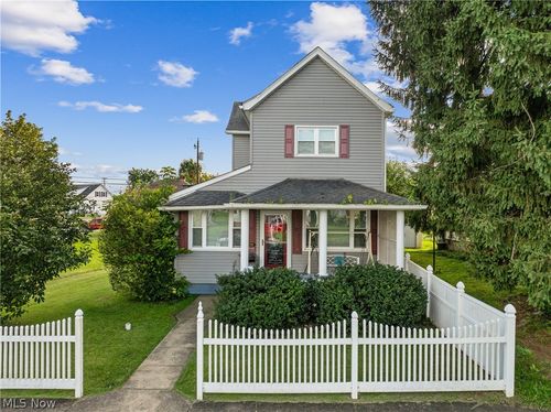 226 W 42nd St, Shadyside, OH, 43947-1008 | Card Image