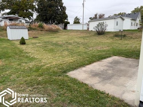 404 Orchard St, Bedford, IA, 50833-1449 | Card Image