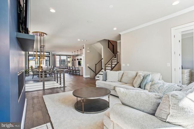 20440 Northpark Dr, Townhouse with 4 bedrooms, 6 bathrooms and null parking in ASHBURN VA | Image 36