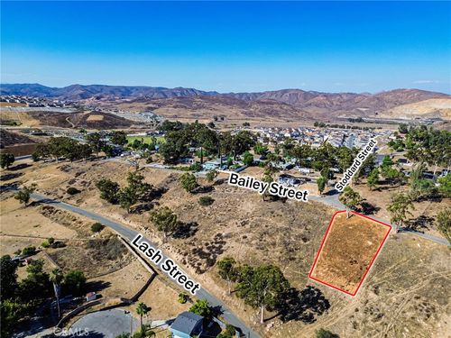 16374 Bailey Street, Lake Elsinore, CA, 92530 | Card Image