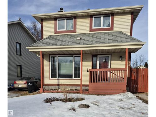 378 Village Dr, Sherwood Park, AB, T8A4N3 | Card Image