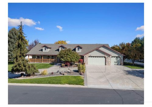 8118 S Slide Creek Ln, Meridian, ID, 83642-7191 | Card Image