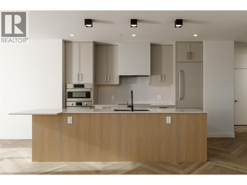 511-3340 Lakeshore Rd, Kelowna, BC, V1W0H6 | Card Image