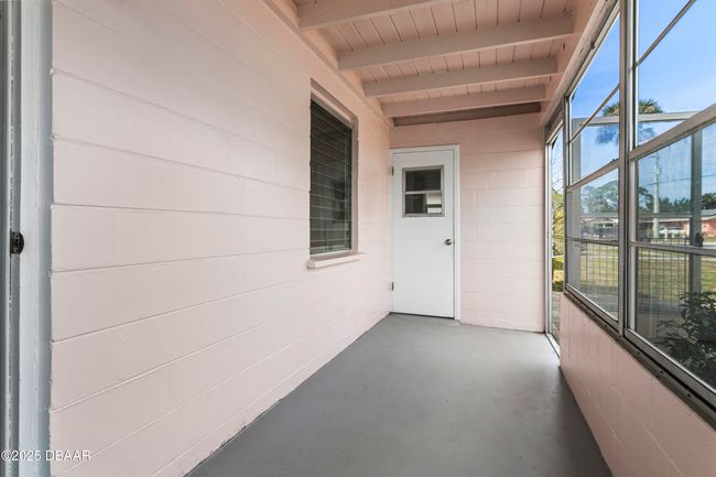 2524 Anastasia Dr, House other with 3 bedrooms, 2 bathrooms and null parking in SOUTH DAYTONA FL | Image 5