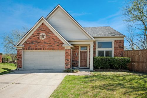 6800 Quail Meadow Dr, Watauga, TX, 76148-2168 | Card Image