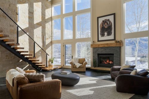 31655 Sugar Ridge Rd, Steamboat Springs, CO, 80487-9241 | Card Image