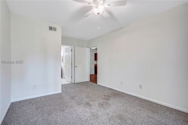 APT-1211 - 897 Fording Island Rd, Condo with 2 bedrooms, 2 bathrooms and null parking in Bluffton SC | Image 14