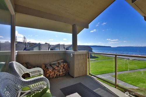 203-816 Old Beach Rd, Freeland, WA, 98249-8742 | Card Image