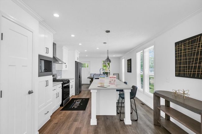 305 Mclean St, Home with 3 bedrooms, 2 bathrooms and 2 parking in Mahomet IL | Image 14