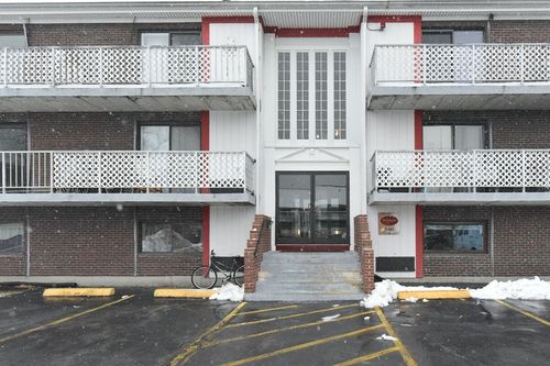 44-126 Beaver St, Framingham, MA, 01702-7080 | Card Image