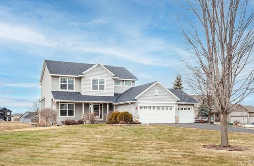 682 Lynn Ct, Delano, MN, 55328-4516 | Card Image