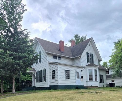 453 E Chicago St, Elgin, IL, 60120-5476 | Card Image