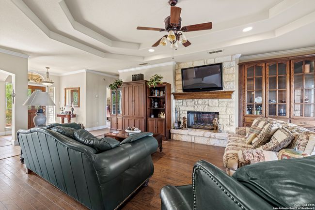 2250 Otte Rd, Home with 2 bedrooms, 2 bathrooms and null parking in Stonewall TX | Image 4