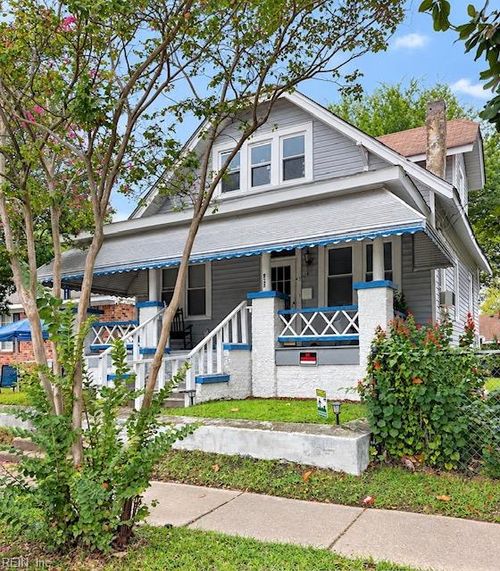 822 Berkley Avenue Ext, Norfolk, VA, 23523-1631 | Card Image