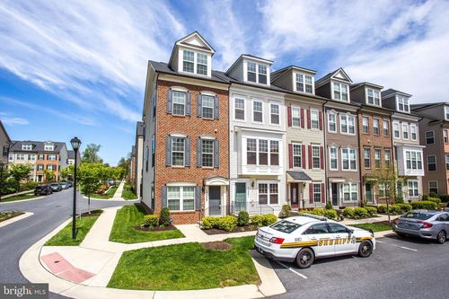 1301-13233 Orsay St, CLARKSBURG, MD, 20871-9498 | Card Image