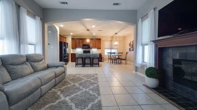1144 Spanish Moss Dr, House other with 3 bedrooms, 3 bathrooms and null parking in Savannah TX | Image 8