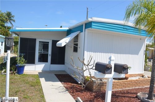 55-55 Moorhead Mnr, NAPLES, FL, 34112-6587 | Card Image