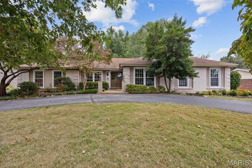 216 San Angelo Dr, Chesterfield, MO, 63017-2217 | Card Image