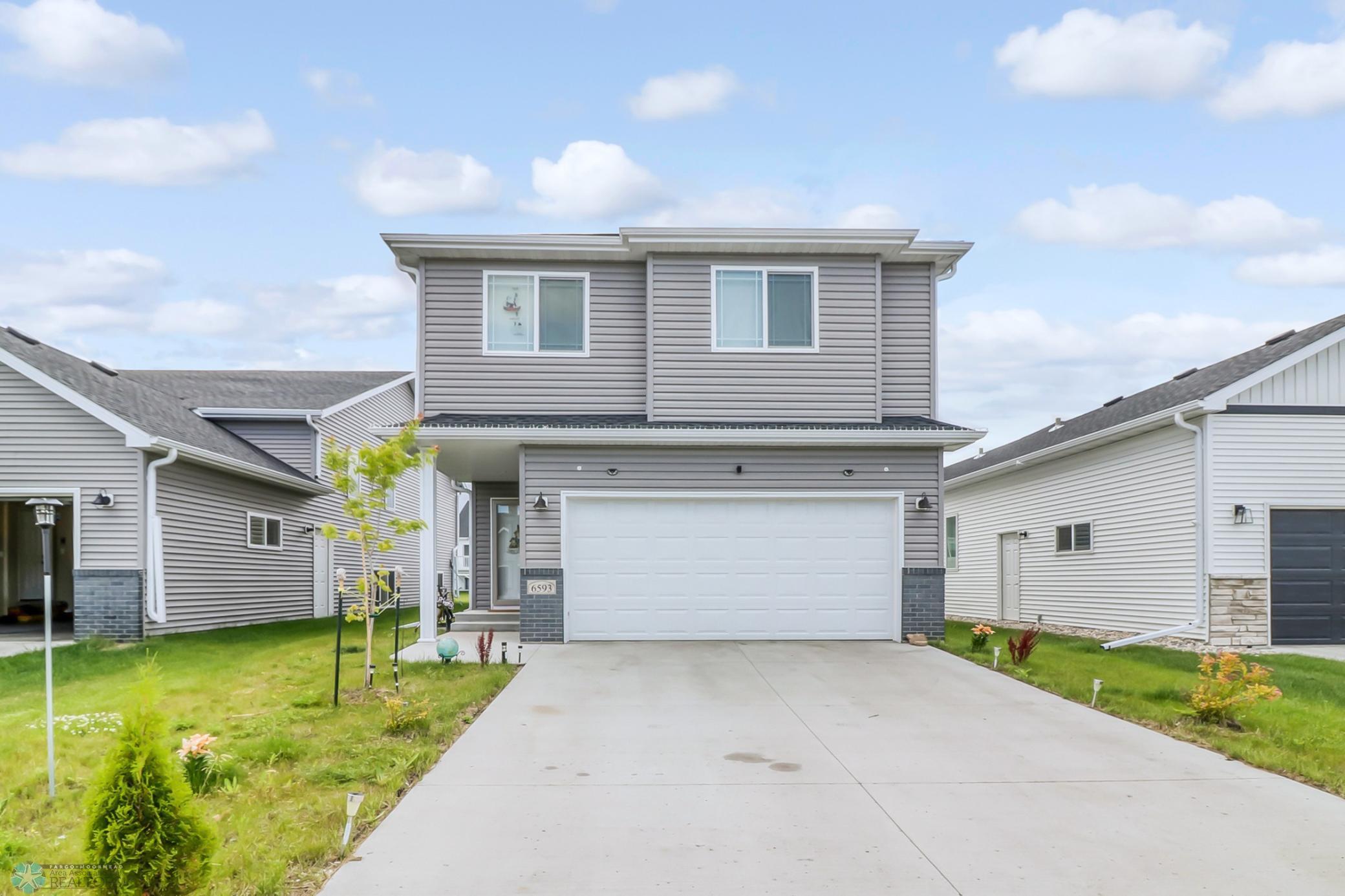 27th St, Fargo, ND 58104 #1