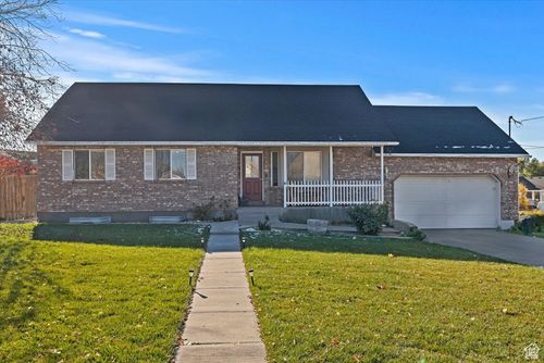 160 E 400 N, Smithfield, UT, 84335-1532 | Card Image