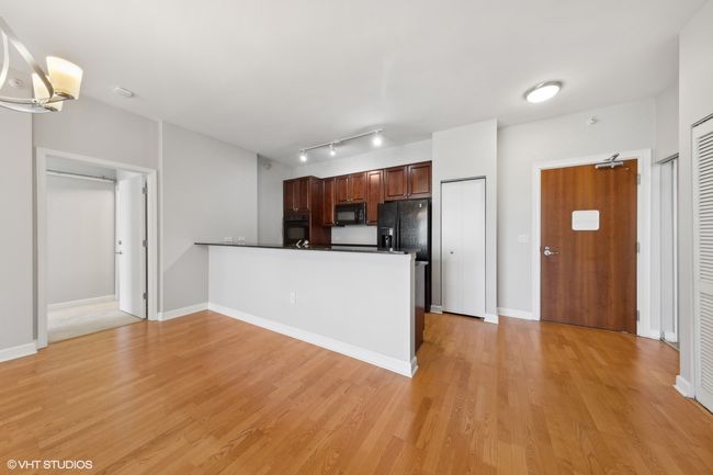 APT-1902 - 233 E 13 Th St, Condo with 2 bedrooms, 2 bathrooms and 2 parking in Chicago IL | Image 7