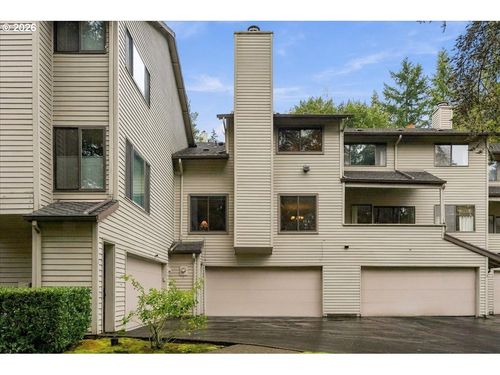 2-3101 Mcnary Pkwy, LakeOswego, OR, 97035 | Card Image