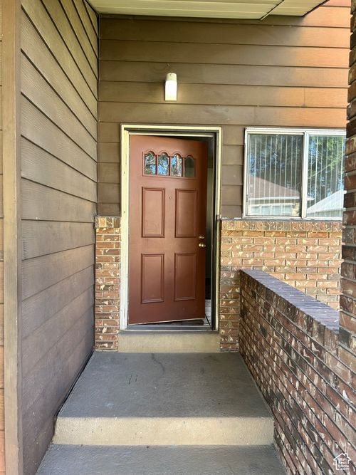 3556 Van Buren Ave, Ogden, UT, 84403-2004 | Card Image