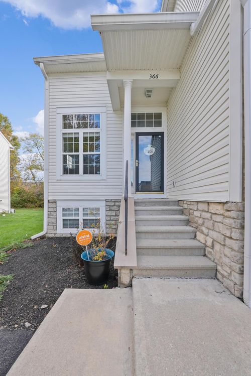 366 Preswicke Ml, Blacklick, OH, 43004-8477 | Card Image