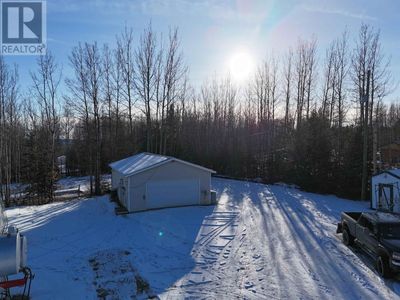 27 Pioneer Way, House other with 4 bedrooms, 2 bathrooms and null parking in Fort Nelson BC | Image 3