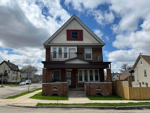 2177 S 17th St, Milwaukee, WI, 53208 | Card Image