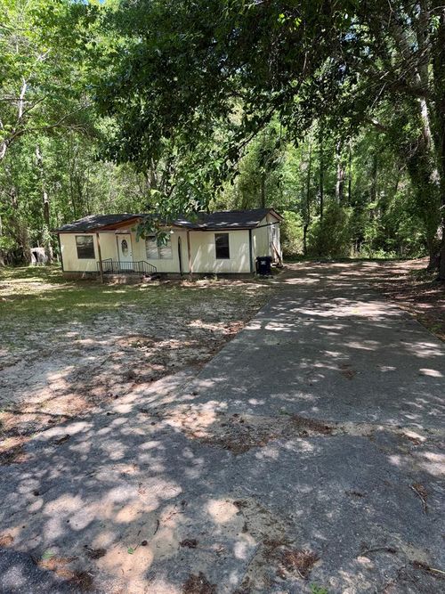 105 Mustang Dr, Cusseta, GA, 31805-4101 | Card Image