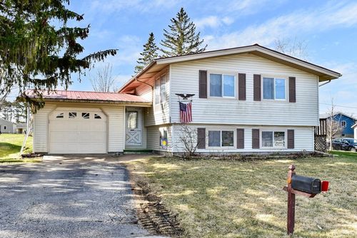 135 S 1st St, Lewiston, MN, 55952-1465 | Card Image