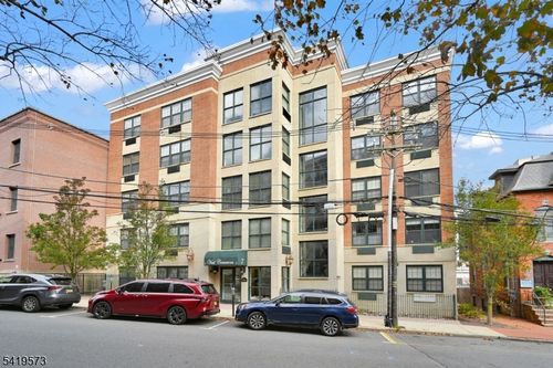 410-7 Prospect St, Morristown, NJ, 07960-9302 | Card Image