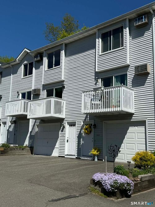 2-4-1001 Old Colony Rd, Meriden, CT, 06451-7923 | Card Image