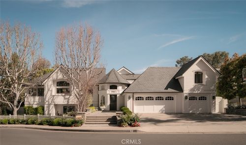 2 Royal Saint George Rd, Newport Beach, CA, 92660-5218 | Card Image