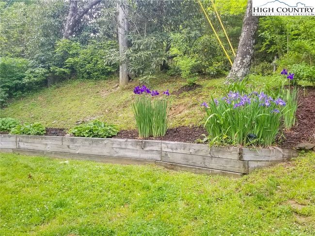265 Dameron Dr, House other with 3 bedrooms, 2 bathrooms and null parking in Blowing Rock NC | Image 45