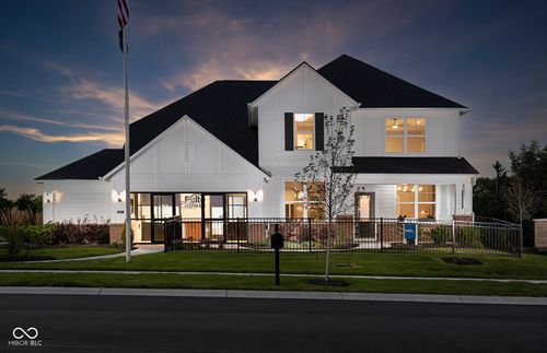 8720 Leander Ave, Zionsville, IN, 46077-8062 | Card Image