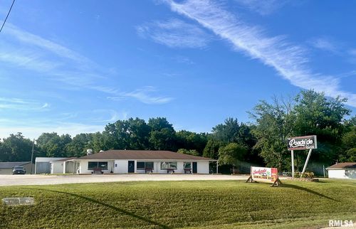 764 Old Route 36, Winchester, IL, 62694 | Card Image
