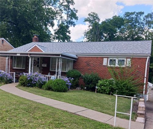 494 Barbara Dr, Pittsburgh, PA, 15227-4402 | Card Image