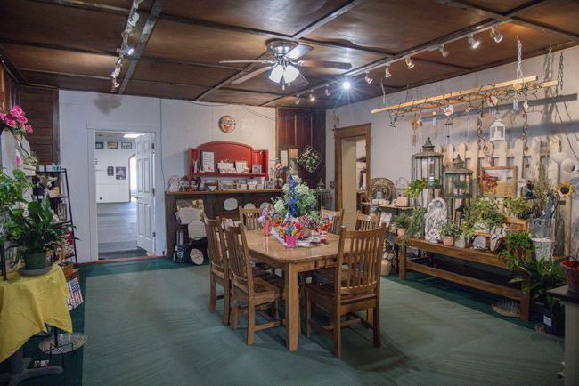 Floral shop area | Image 25