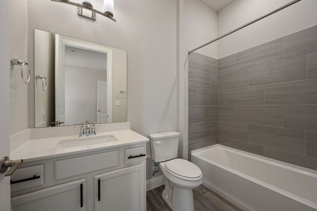 454 Climbing Rock Loop, House other with 3 bedrooms, 4 bathrooms and null parking in Dripping Springs TX | Image 27