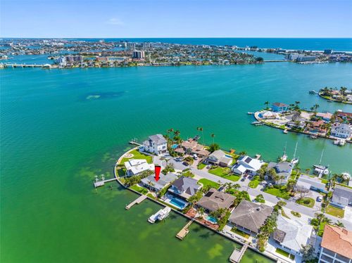 11085 9th St E, Treasure Island, FL, 33706-1111 | Card Image