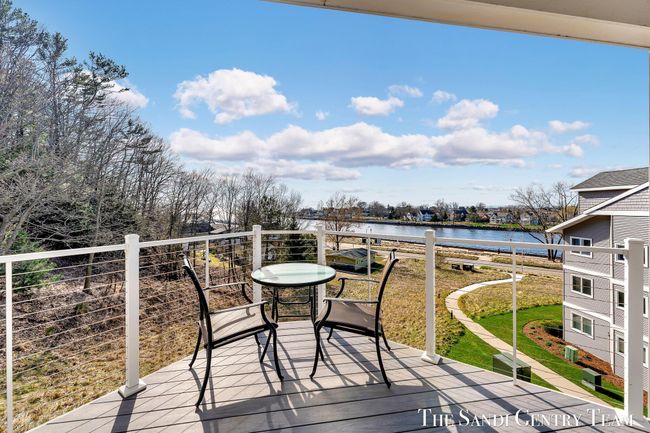 UNIT-21 - 810 S Harbor Dr, Condo with 3 bedrooms, 3 bathrooms and null parking in Grand Haven MI | Image 45