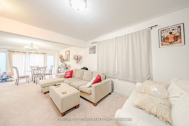 11 Hornett Way, House other with 4 bedrooms, 3 bathrooms and 1 parking in Ajax ON | Image 5