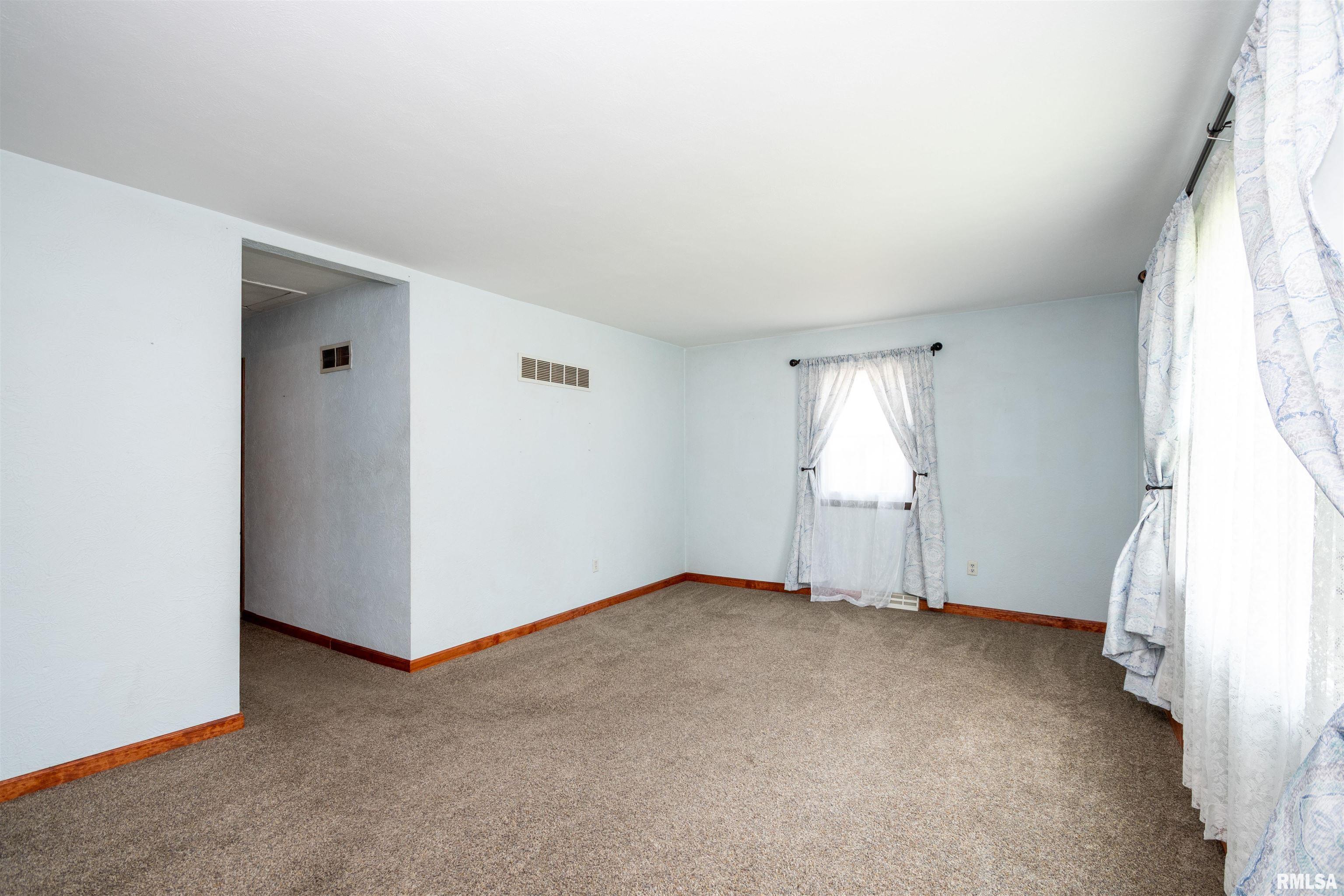 Residential in East Peoria 4